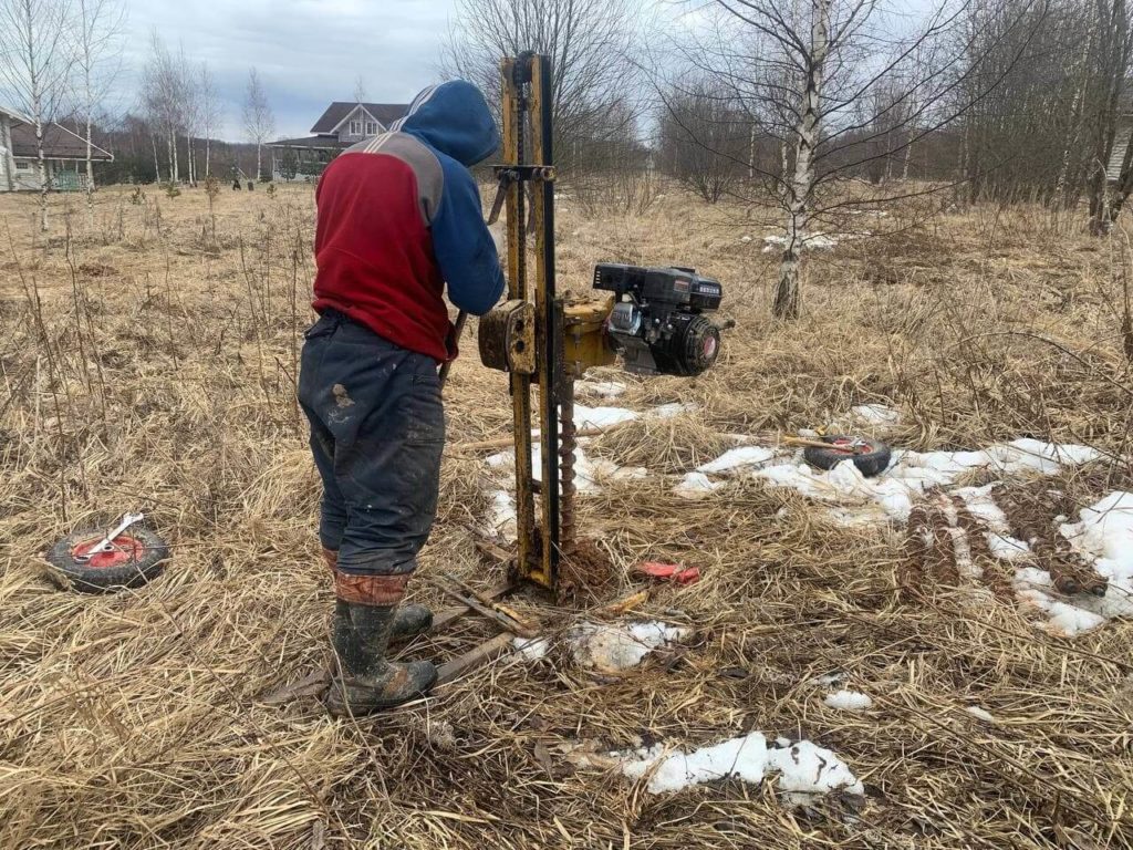 минимальное количество скважин при геологических изысканиях